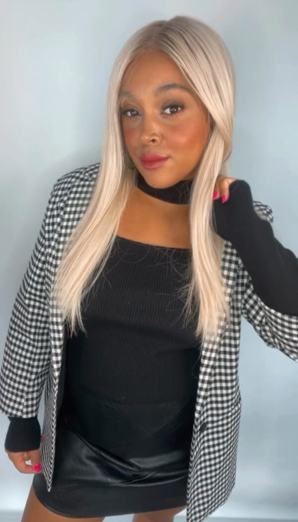 Nia